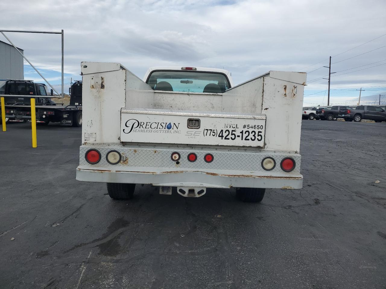 2005 Ford F350 - Фото 6