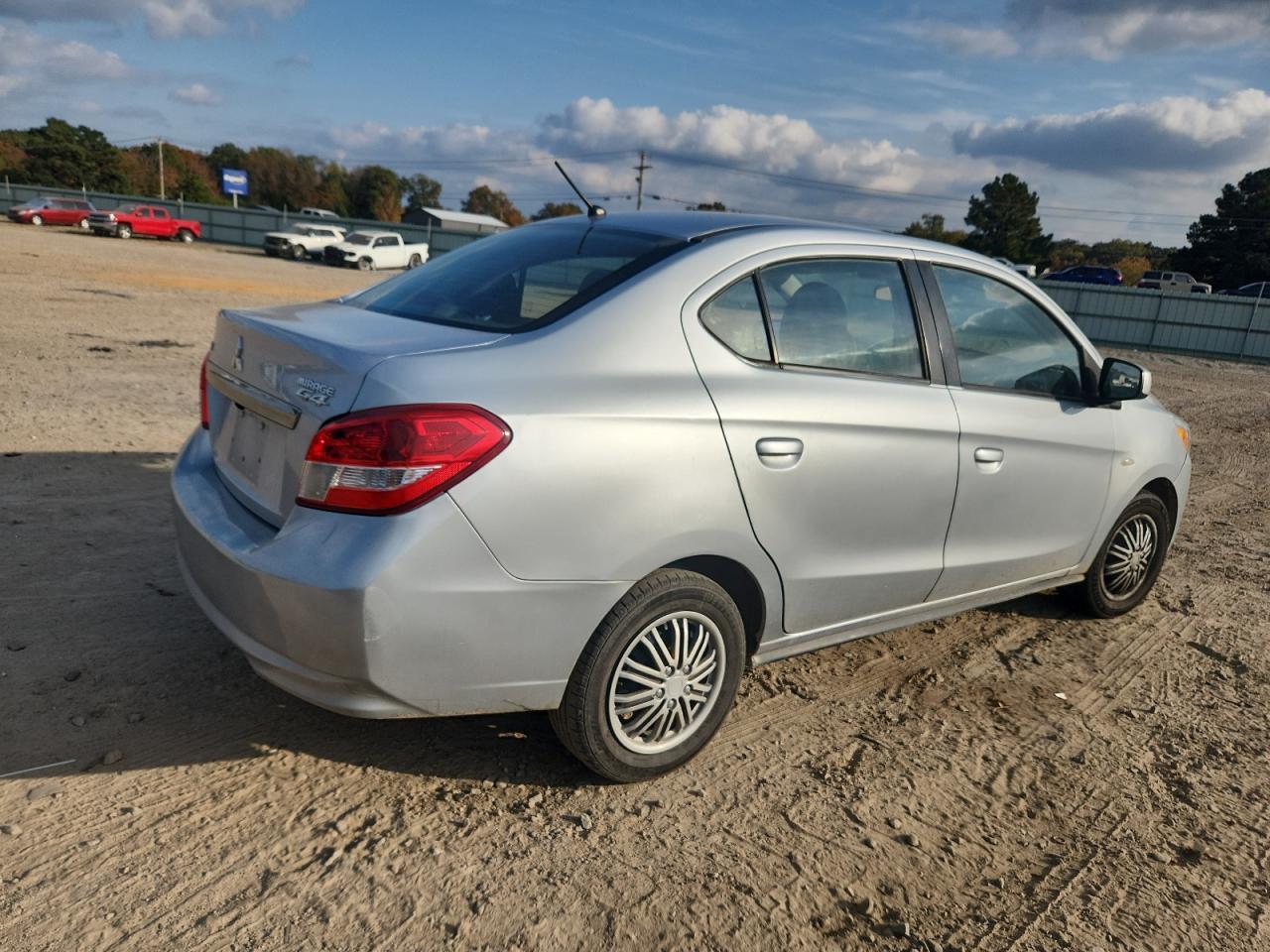 2019 Mitsubishi Mirage G4 Es - Фото 3