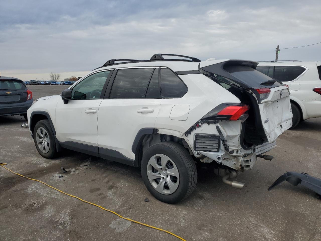 2021 Toyota Rav4 Le - Фото 2