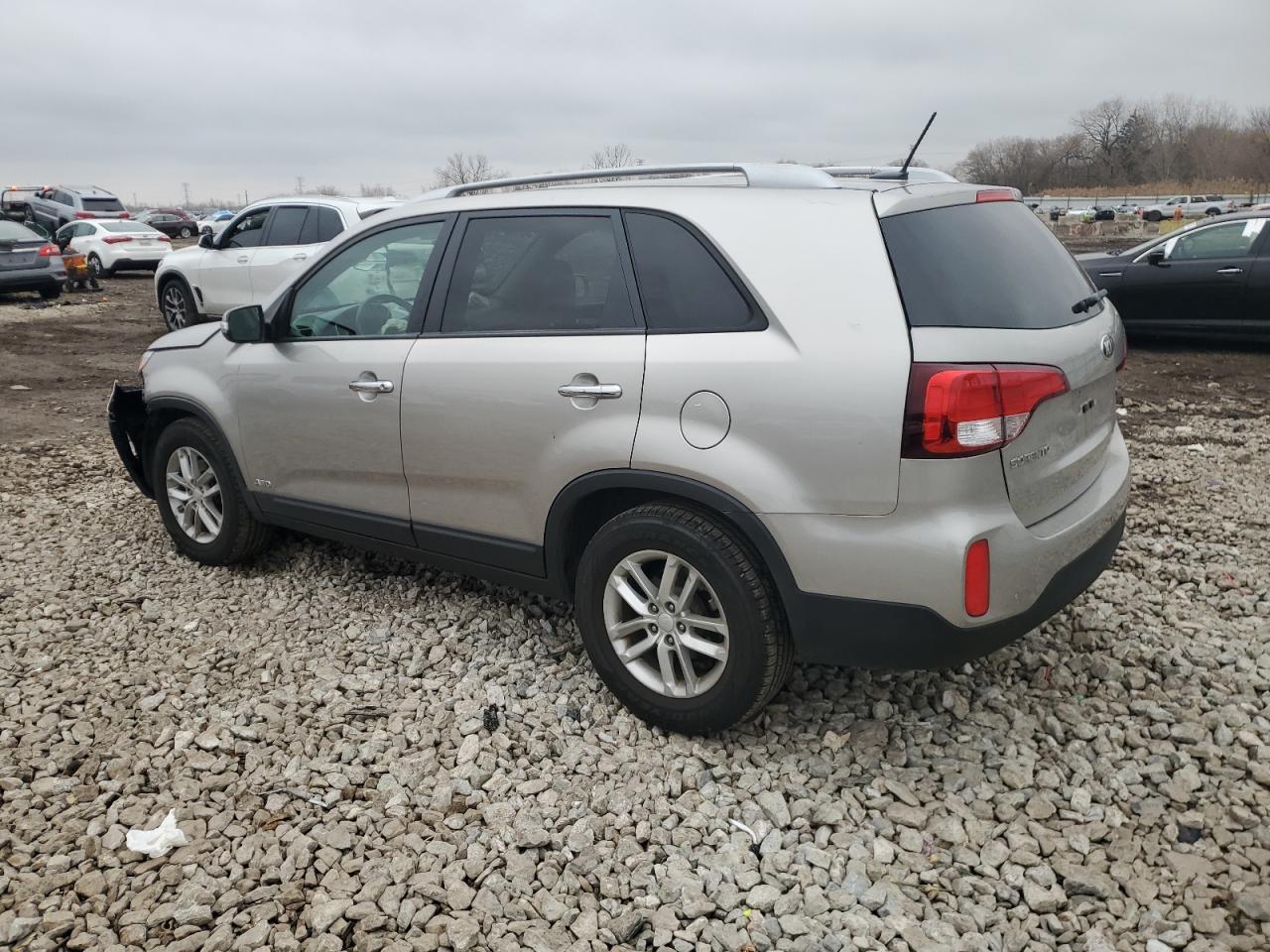 2014 Kia Sorento Lx - Image 2