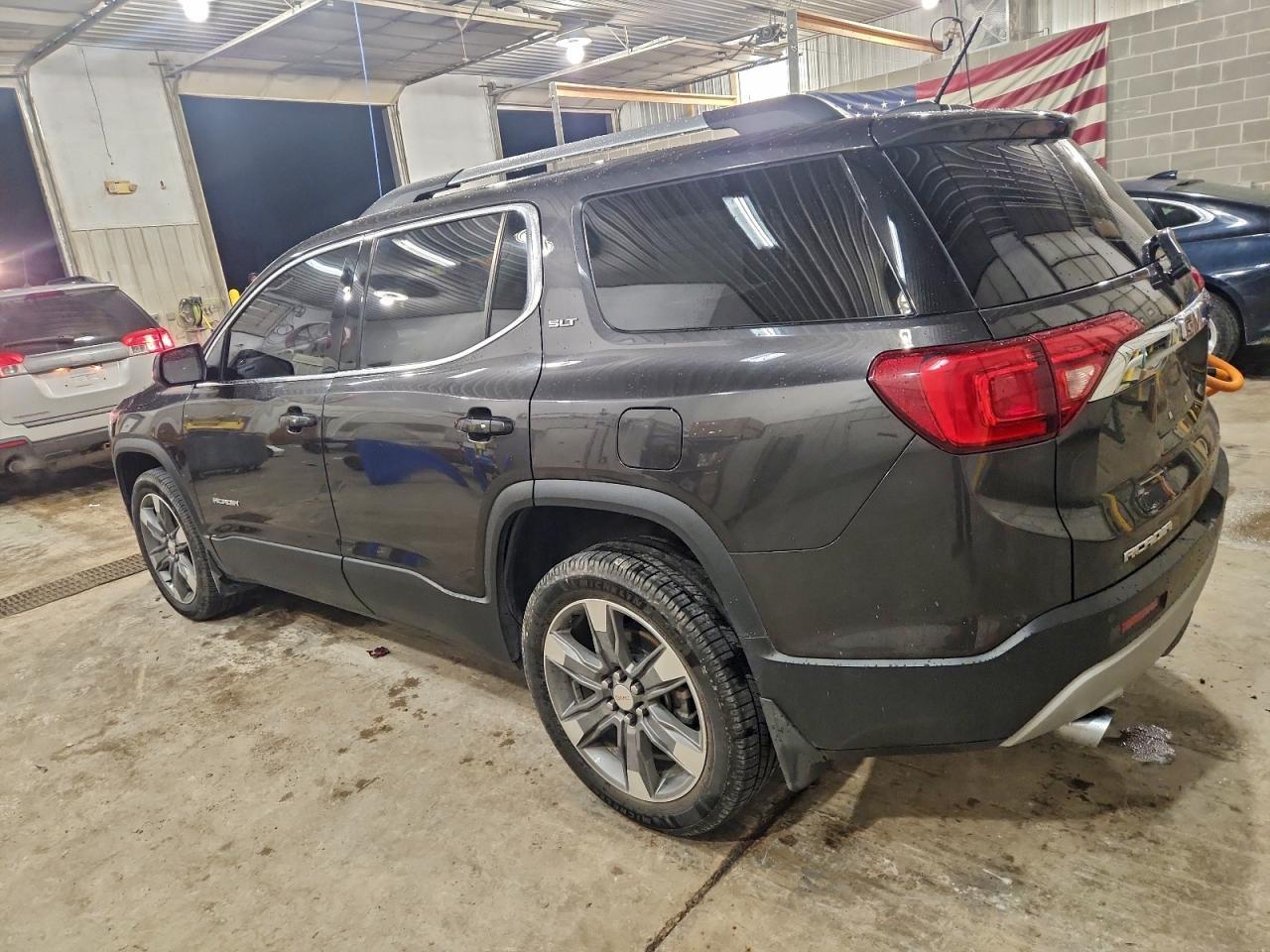 2017 GMC Acadia Slt-2 - Фото 2