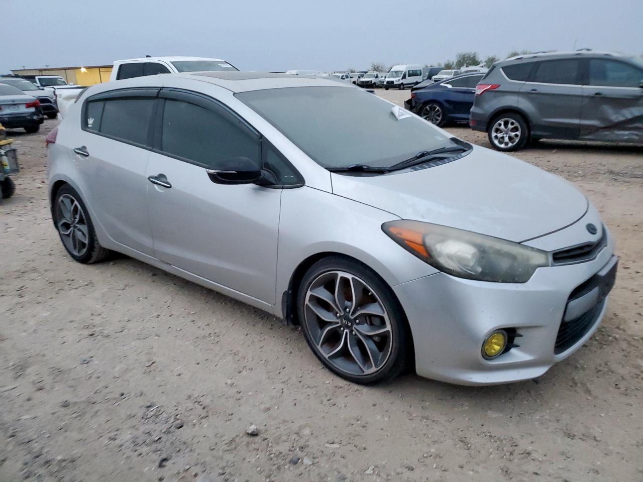 2015 Kia Forte Sx - Фото 4