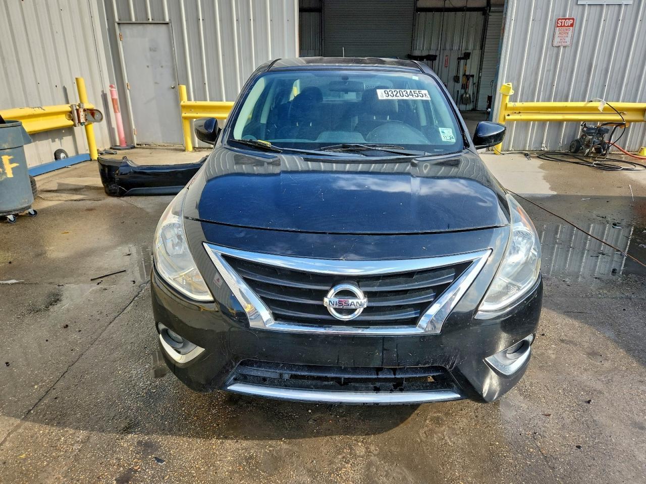 2018 Nissan Versa S - Image 5
