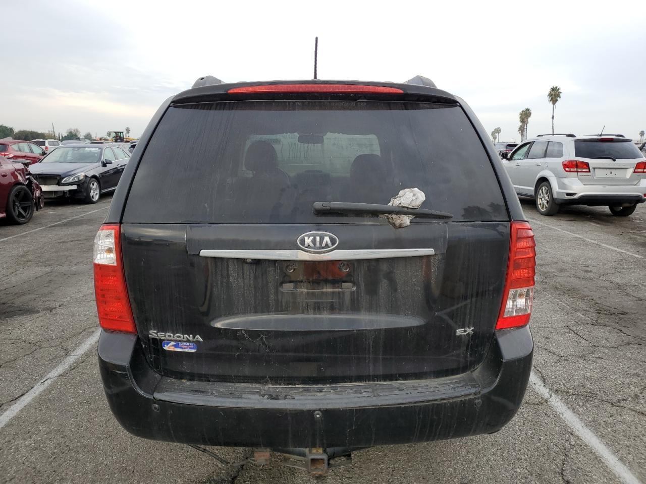 2012 Kia Sedona Ex - Image 6