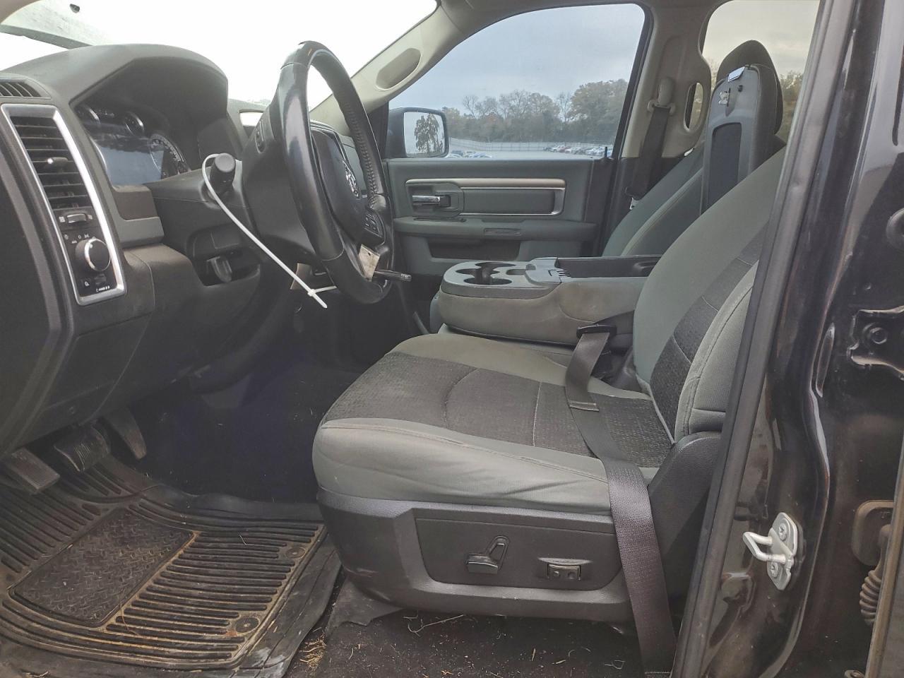 2019 Ram 1500 Classic Slt - Image 7