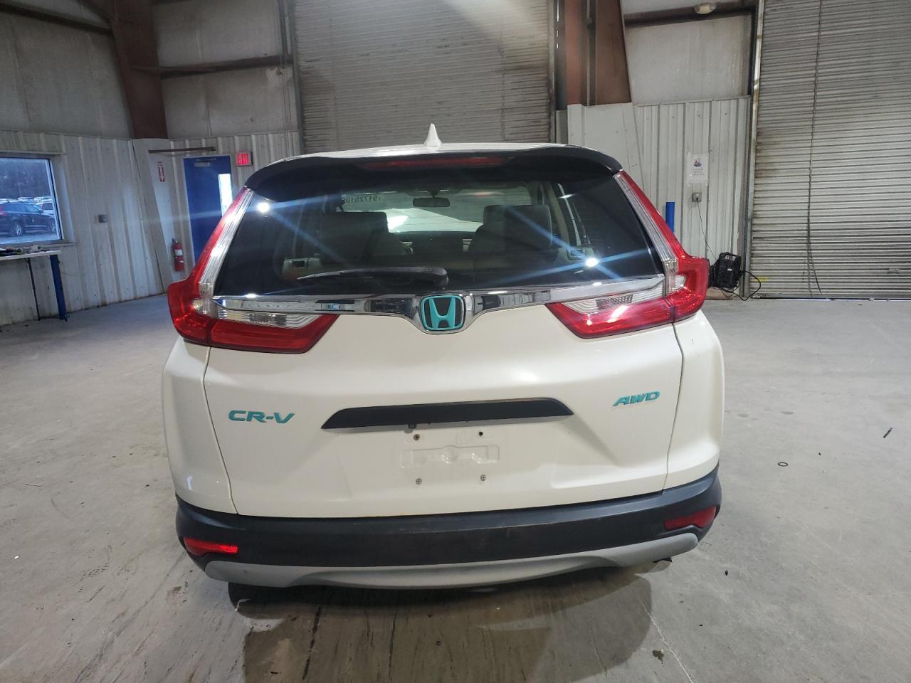 2017 Honda Cr-V Lx - Image 6