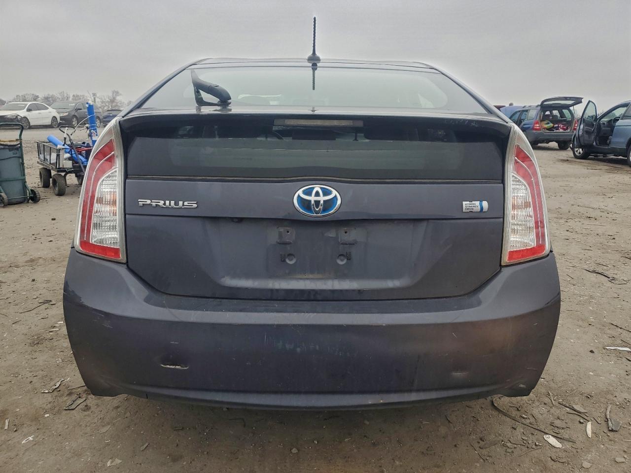 2012 Toyota Prius - Фото 6