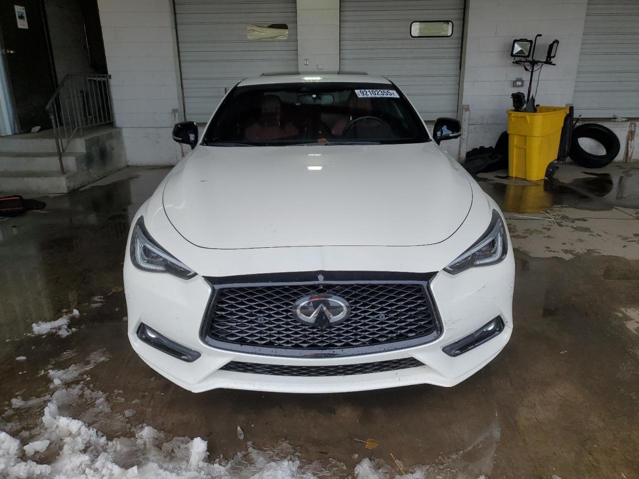 2022 Infiniti Q60 Red Sport 400 - Image 5