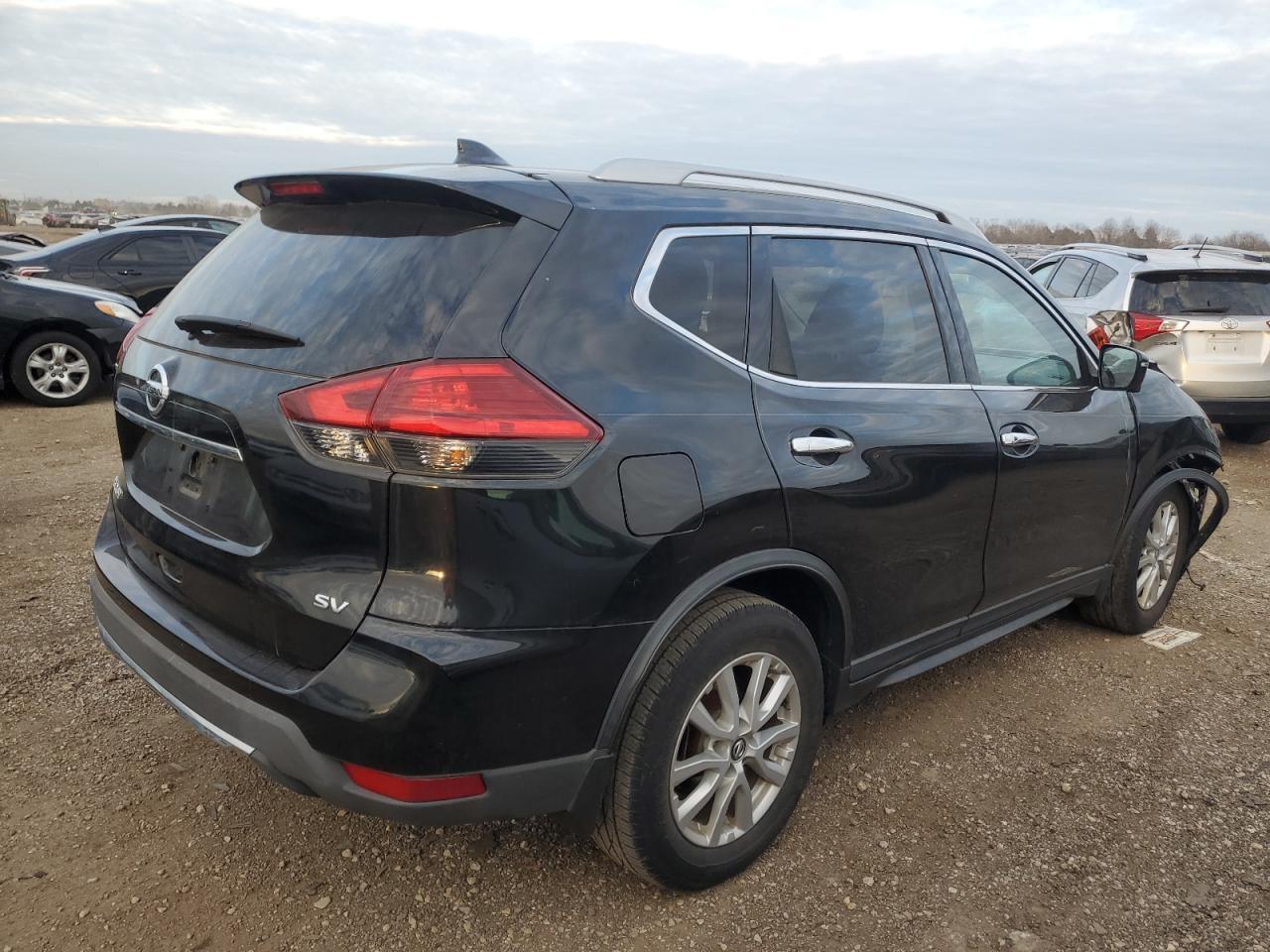 2017 Nissan Rogue S - Фото 3