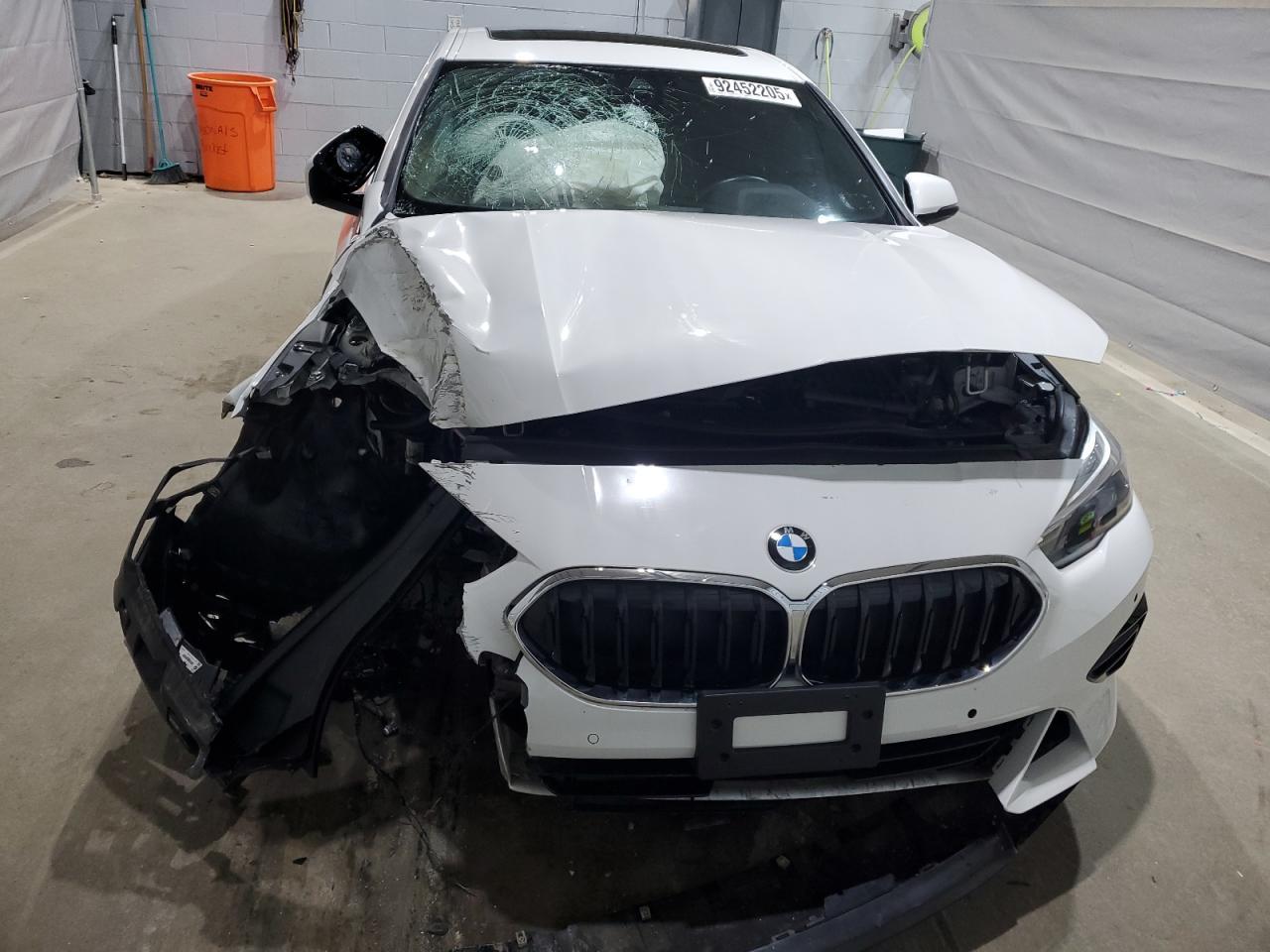 2021 BMW 228Xi - Фото 5