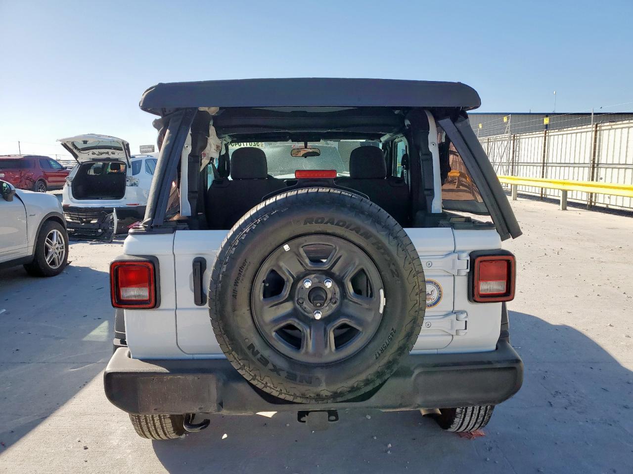 2025 Jeep Wrangler Sport - Фото 6