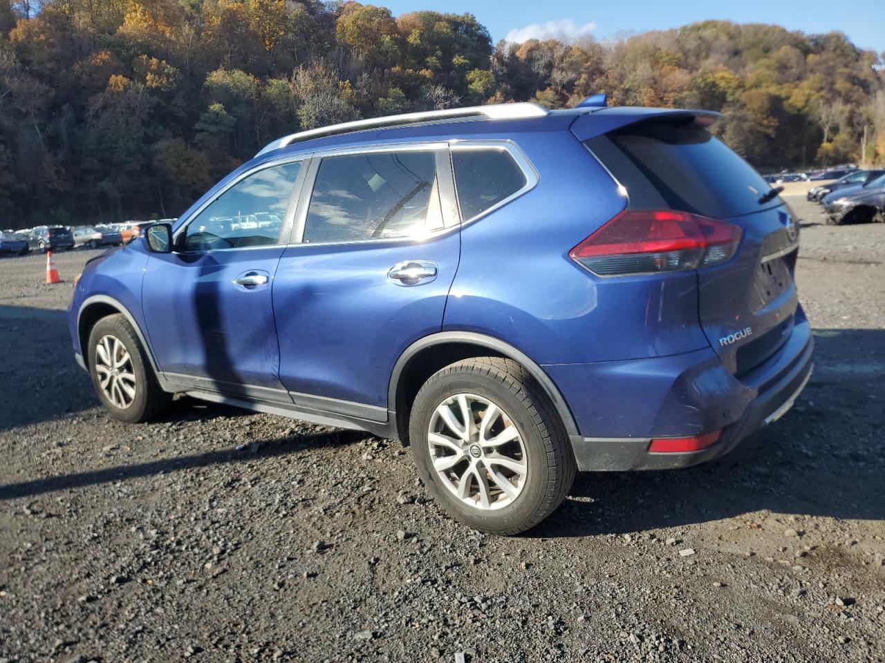 2019 Nissan Rogue S - Фото 2