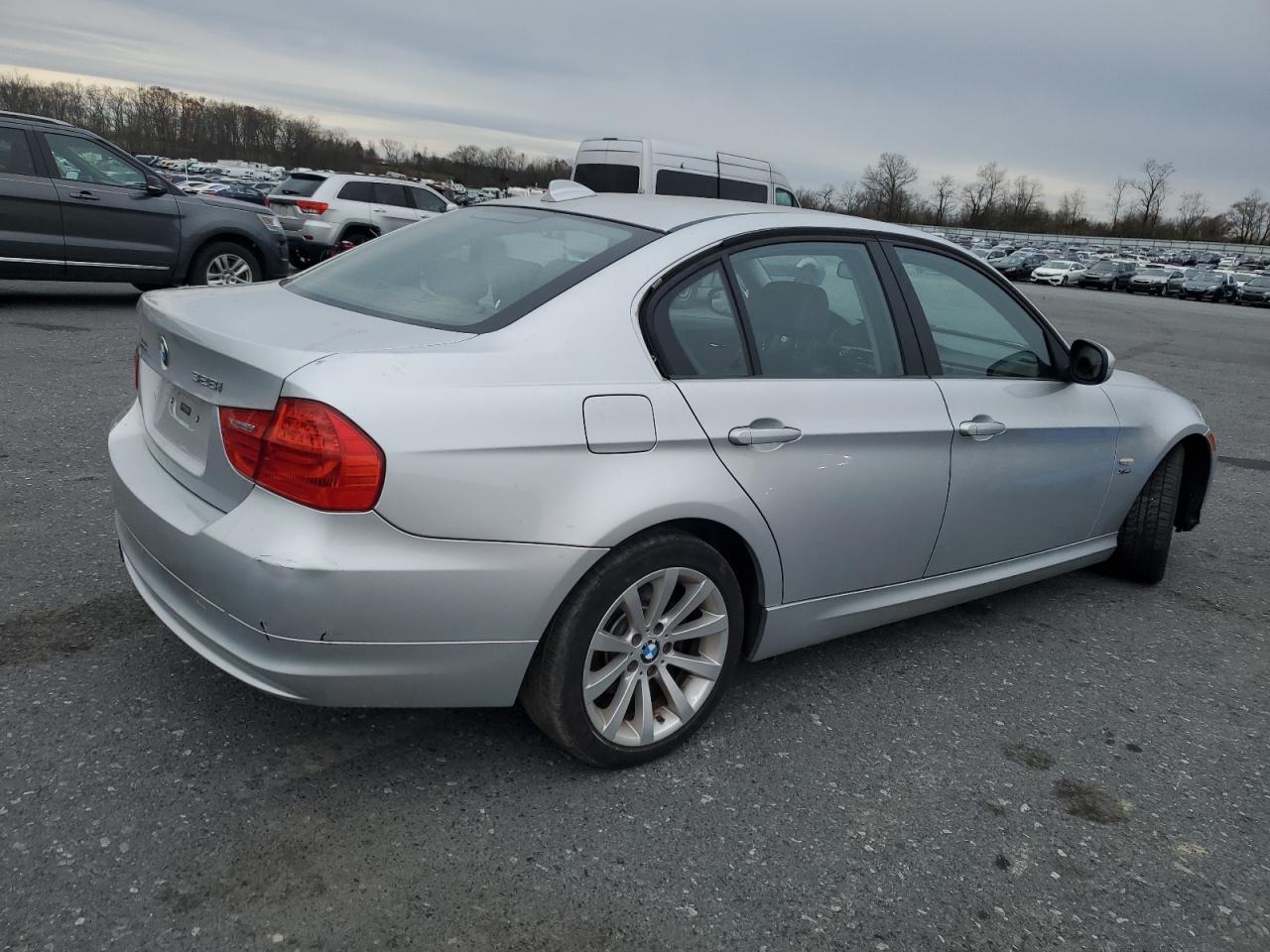 2011 BMW 328 Xi Sulev - Фото 3