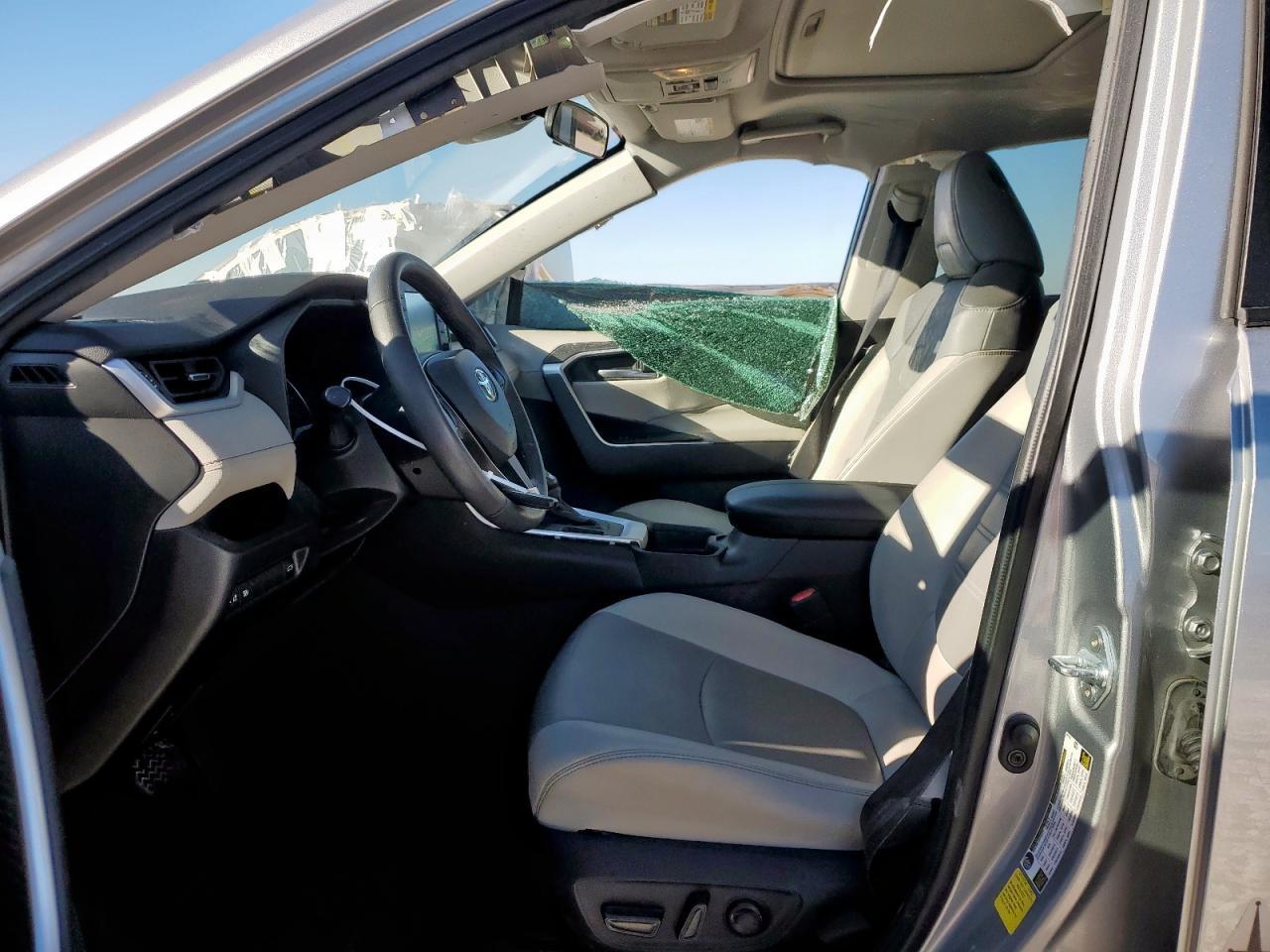 2021 Toyota Rav4 Xle Premium - Фото 7