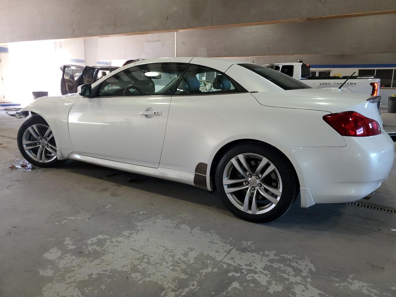 2010 Infiniti G37 Base - Image 2