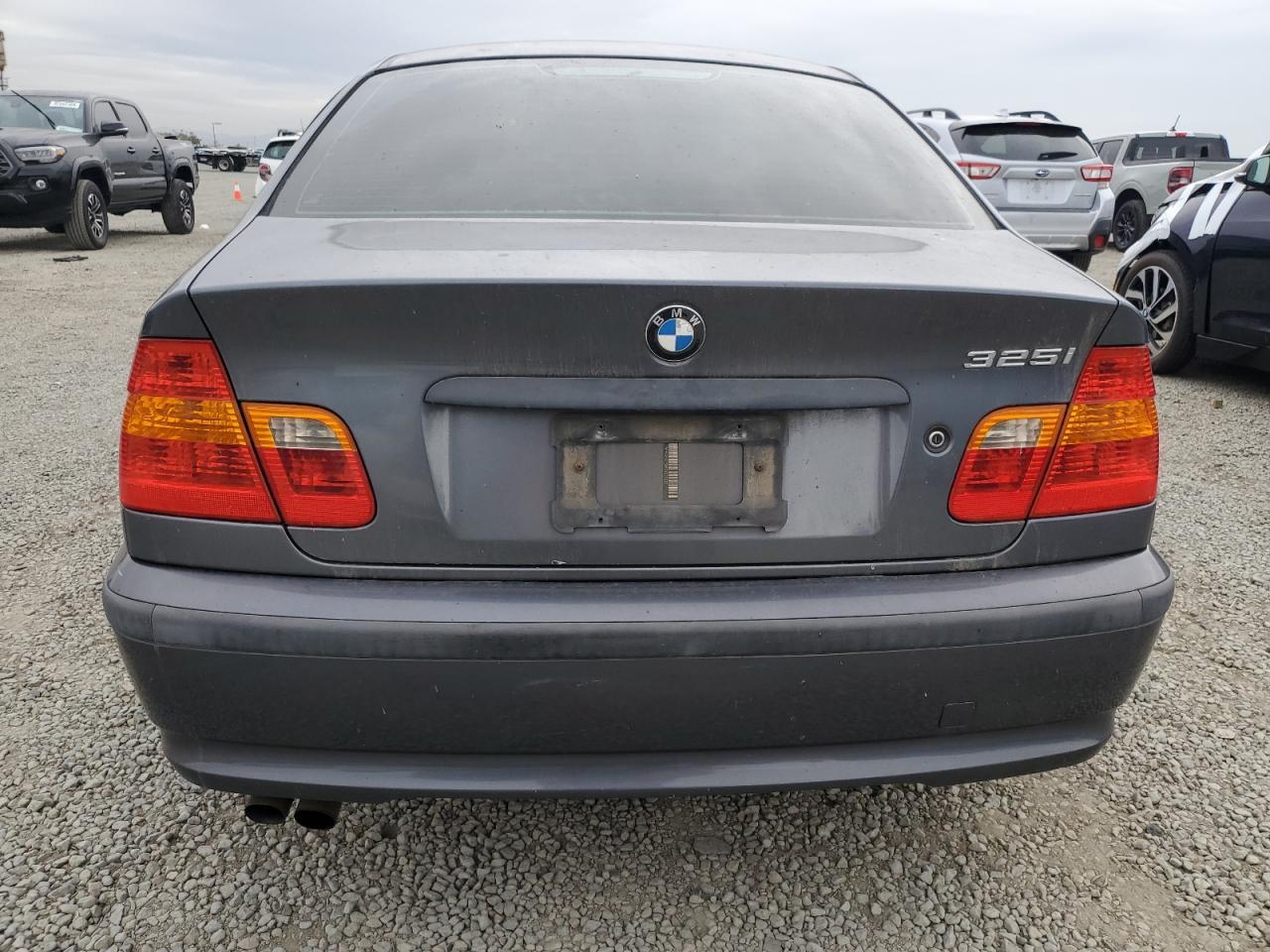 2002 BMW 325 I - Фото 6