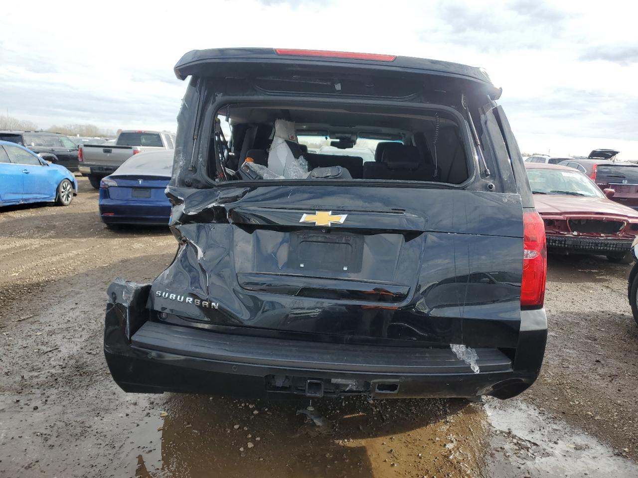 2020 Chevrolet Suburban K1500 Lt - Image 6