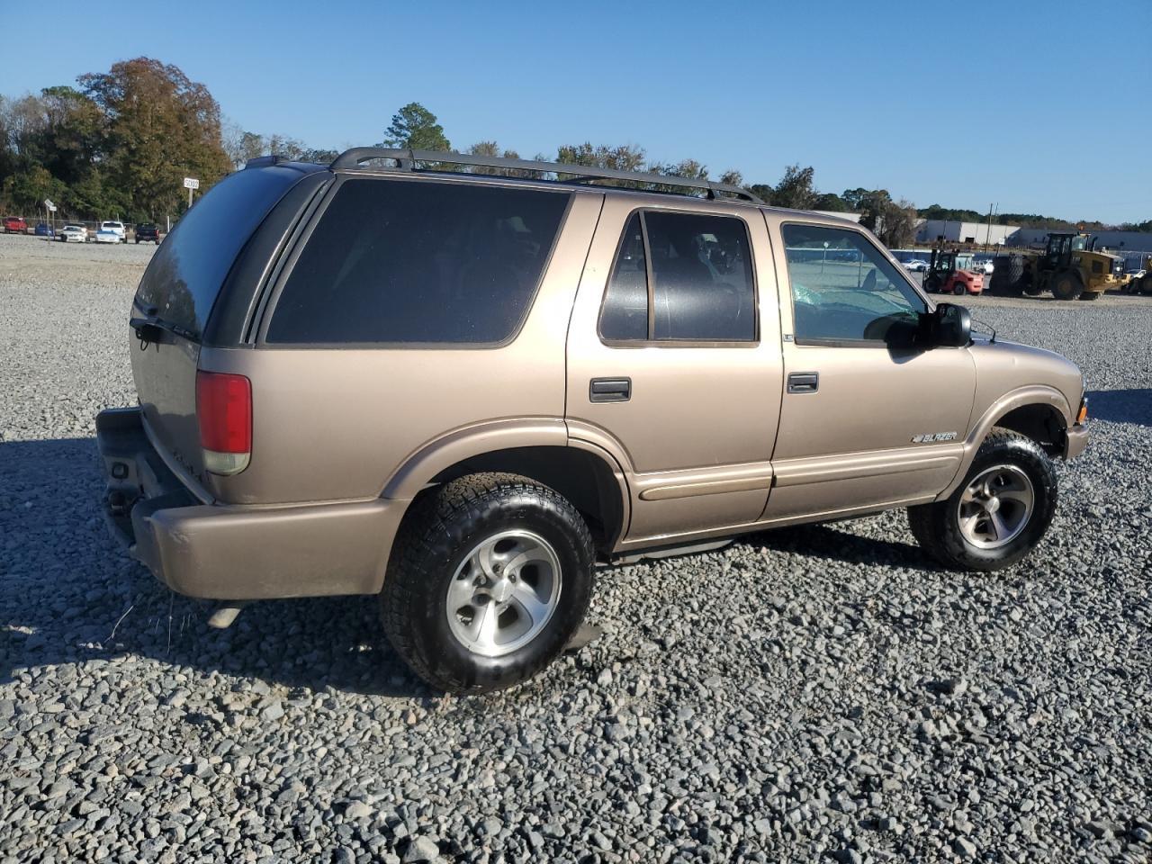 2002 Chevrolet Blazer - Фото 3