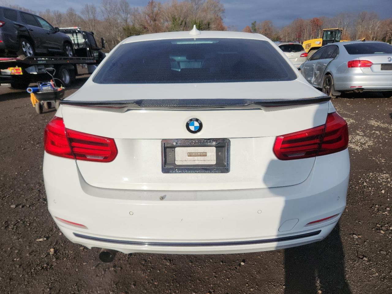 2017 BMW 330 Xi - Image 6