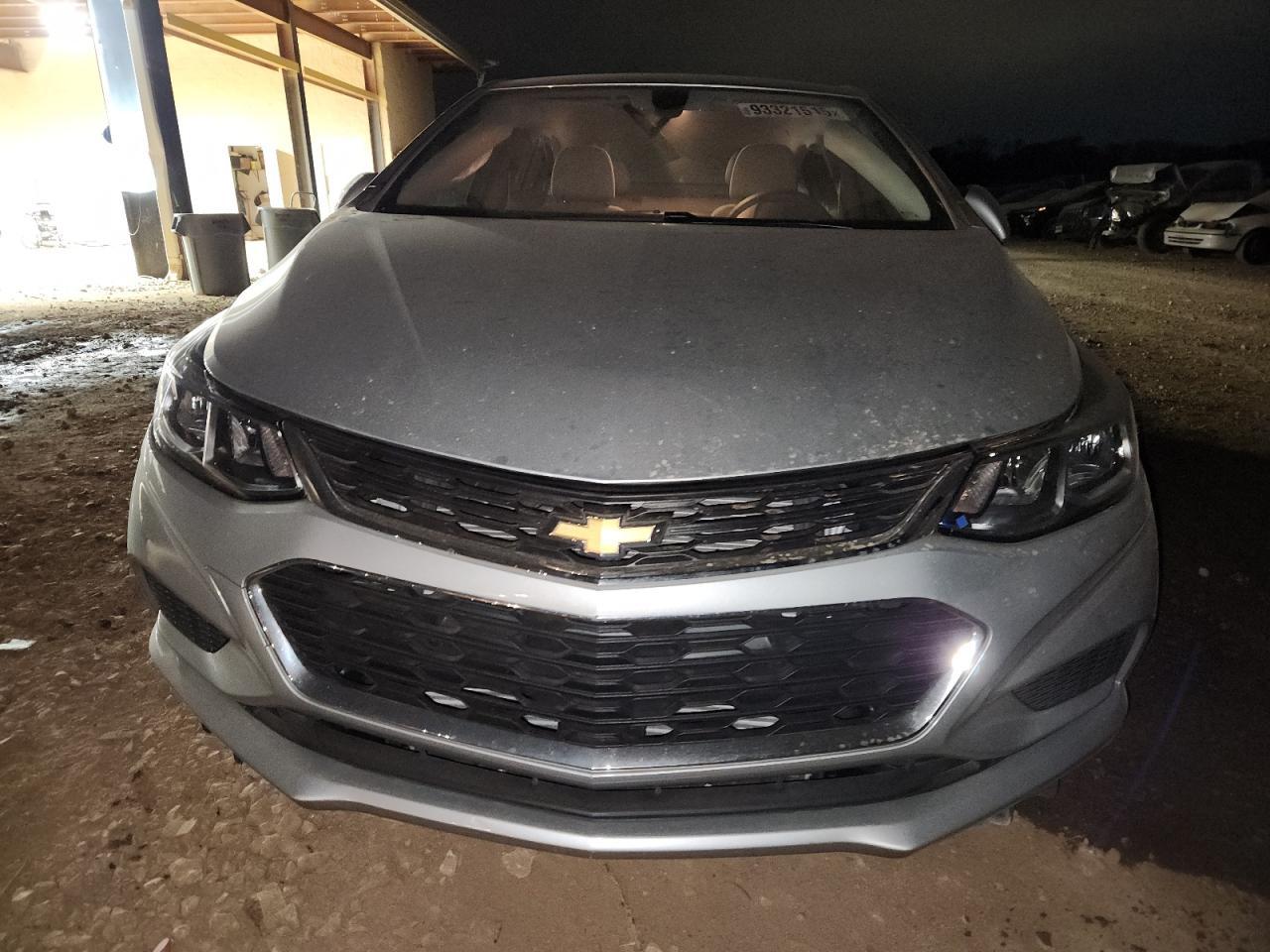 2017 Chevrolet Cruze Ls - Image 5