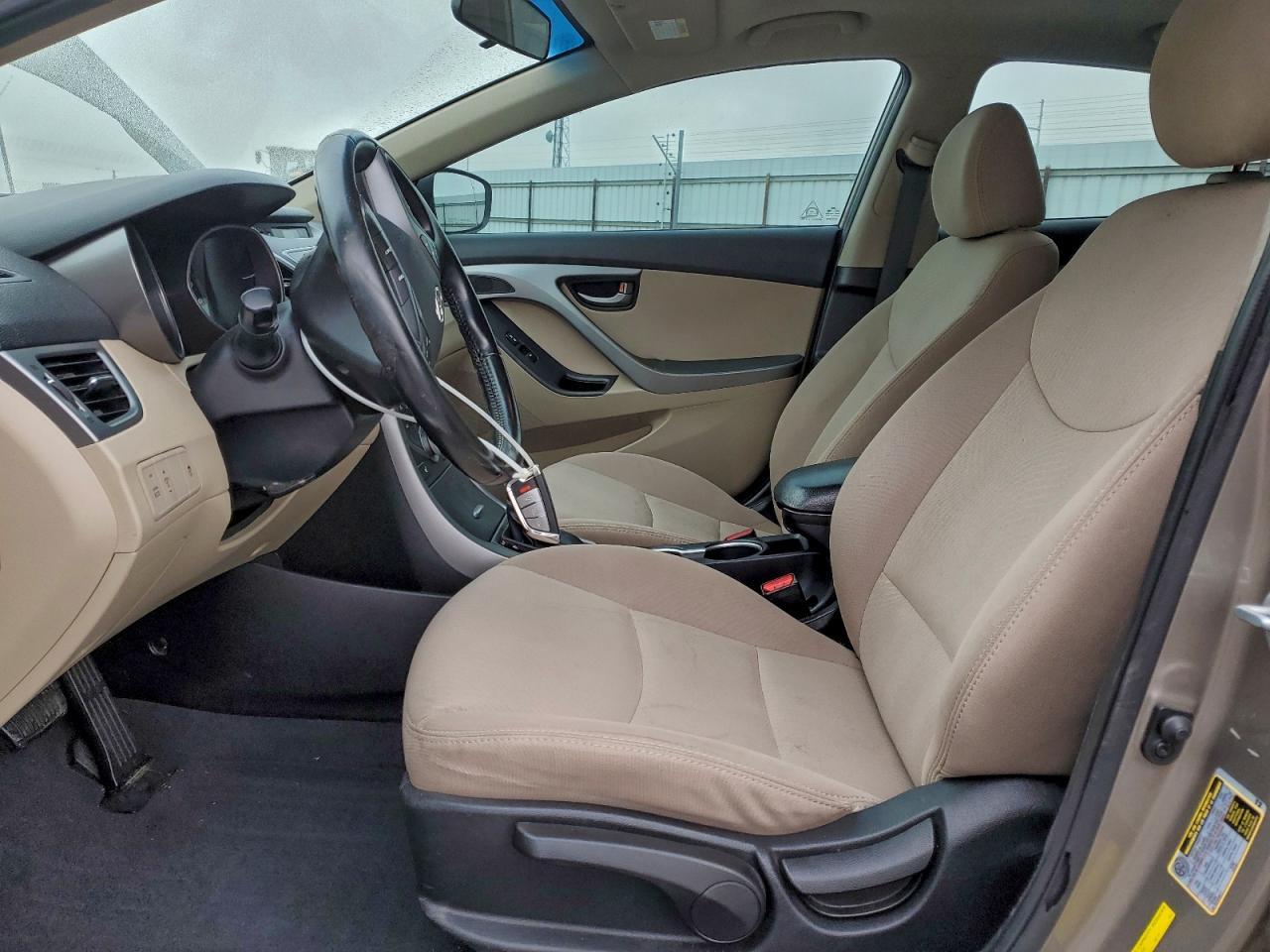 2016 Hyundai Elantra Se - Фото 7