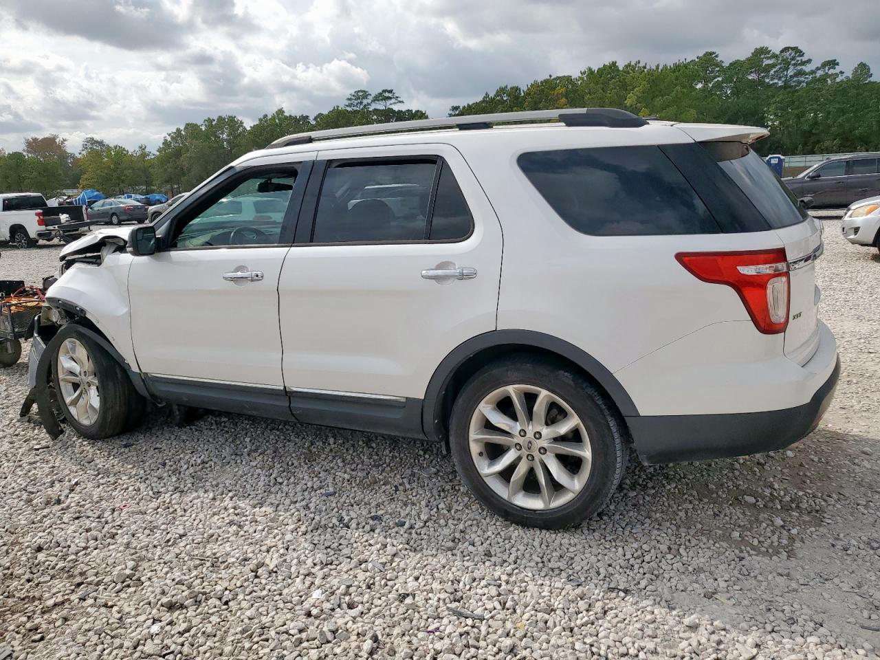 2013 Ford Explorer Xlt - Фото 2