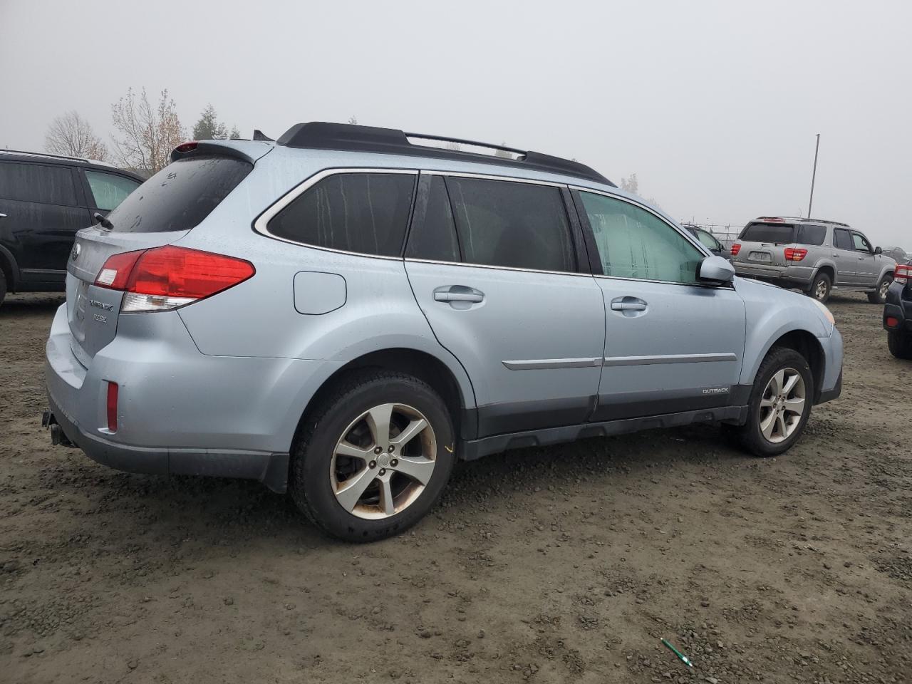 2014 Subaru Outback 2.5I Limited - Image 3