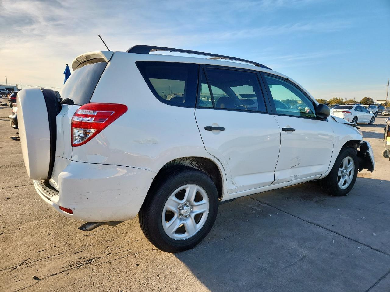 2010 Toyota Rav4 - Фото 3
