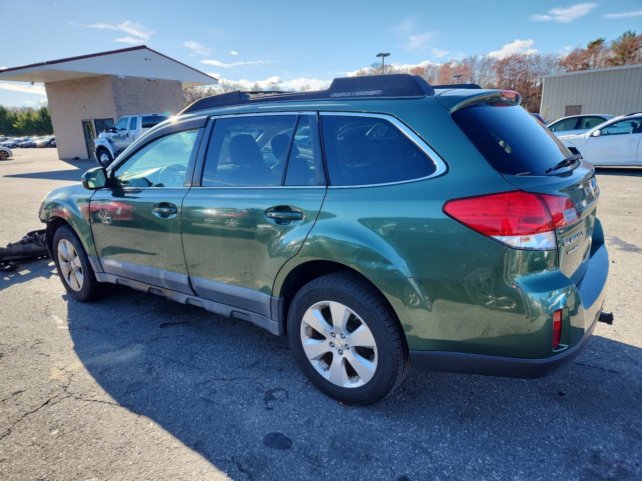 2010 Subaru Outback 2.5I Premium - Фото 2