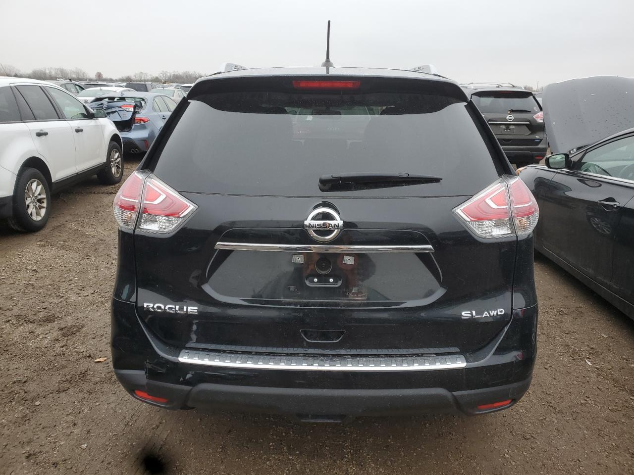 2015 Nissan Rogue S - Image 6