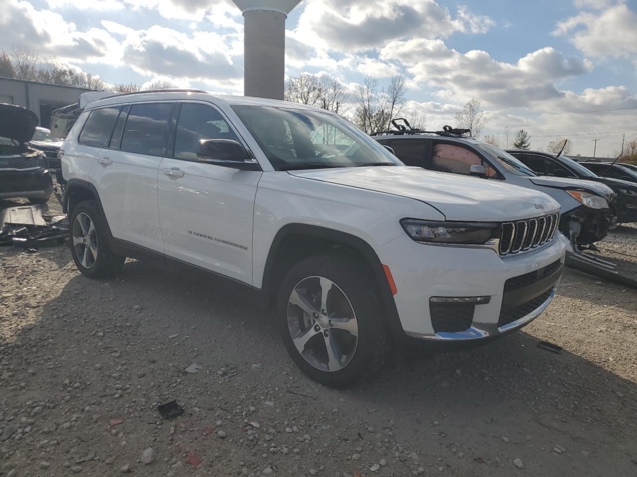 2024 Jeep Grand Cherokee L Limited - Image 4