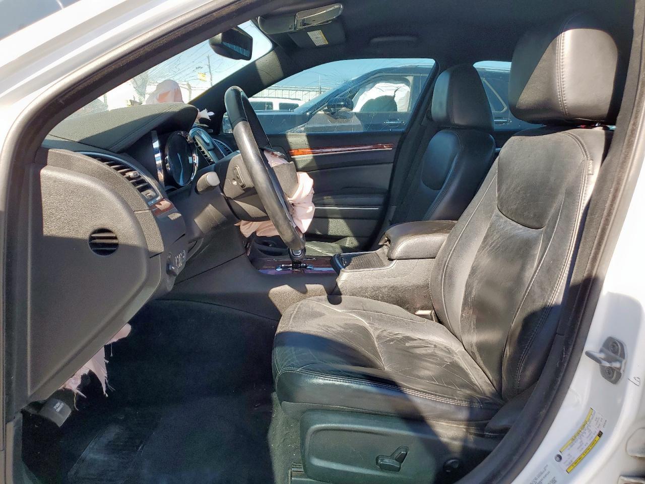 2012 Chrysler 300 Limited - Фото 7