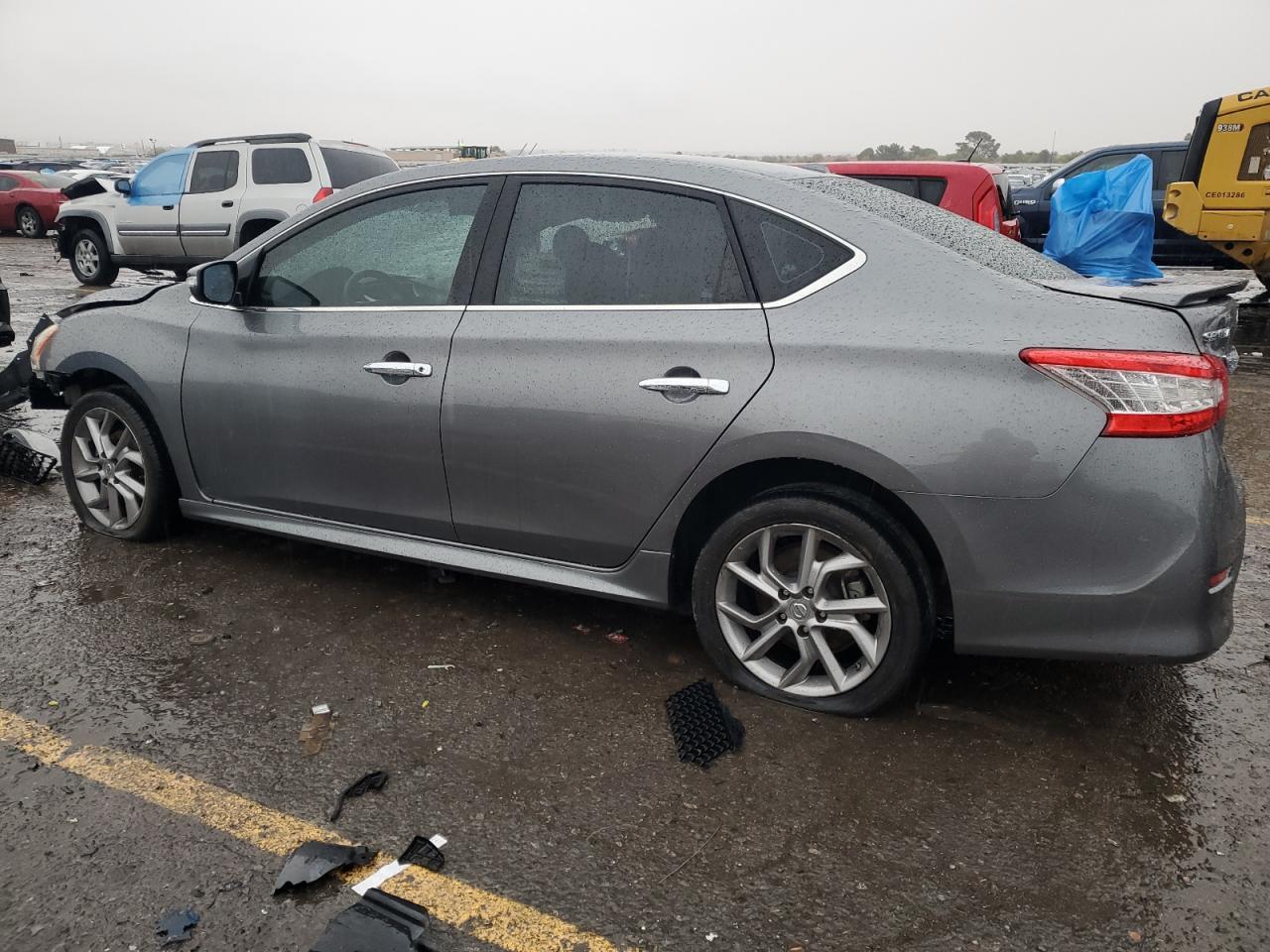 2015 Nissan Sentra Sr - Фото 2