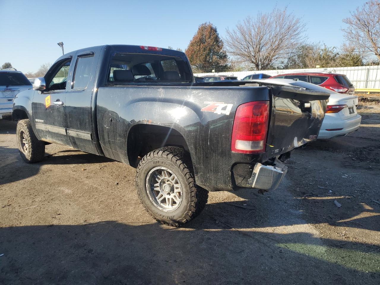 2013 GMC Sierra K1500 Sle - Image 2