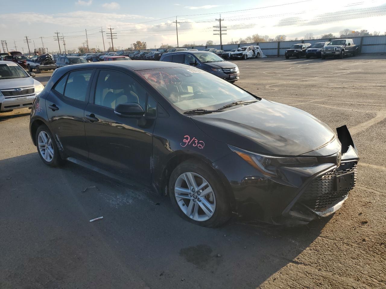 2020 Toyota Corolla Se - Фото 4