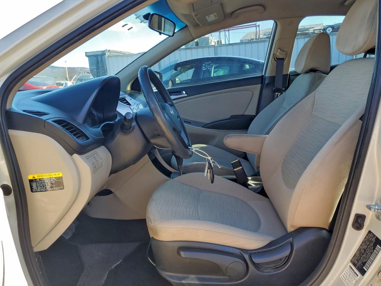 2016 Hyundai Accent Se - Фото 7