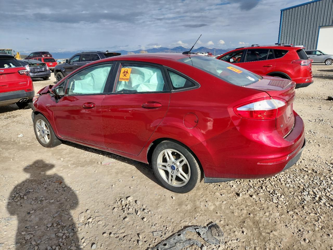 2017 Ford Fiesta Se - Фото 2