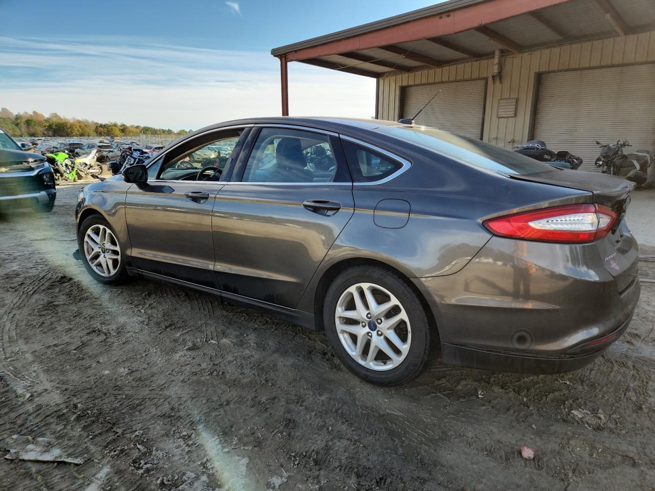 2016 Ford Fusion Se - Фото 2