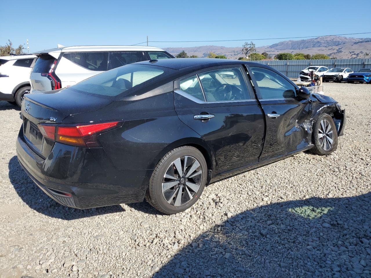 2022 Nissan Altima Sv - Image 3
