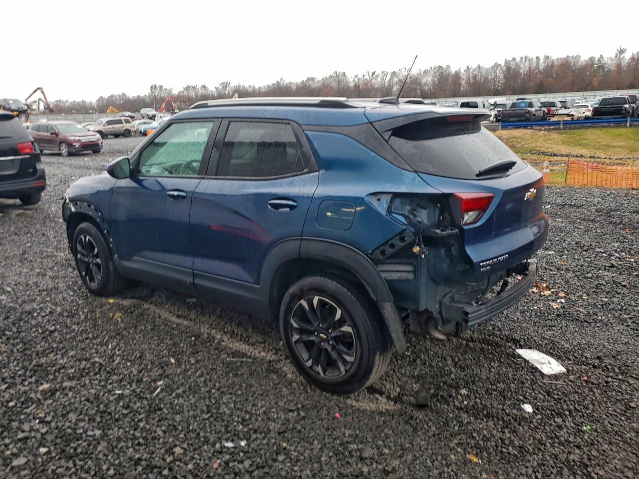 2021 Chevrolet Trailblazer Lt - Image 2