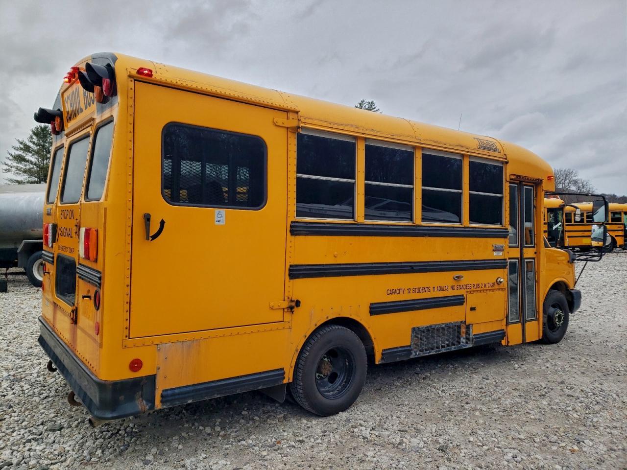 2012 Chevrolet Express School Bus - Фото 4