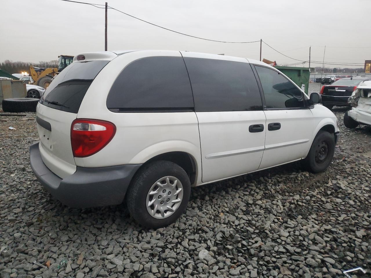 2002 Chrysler Voyager - Image 3