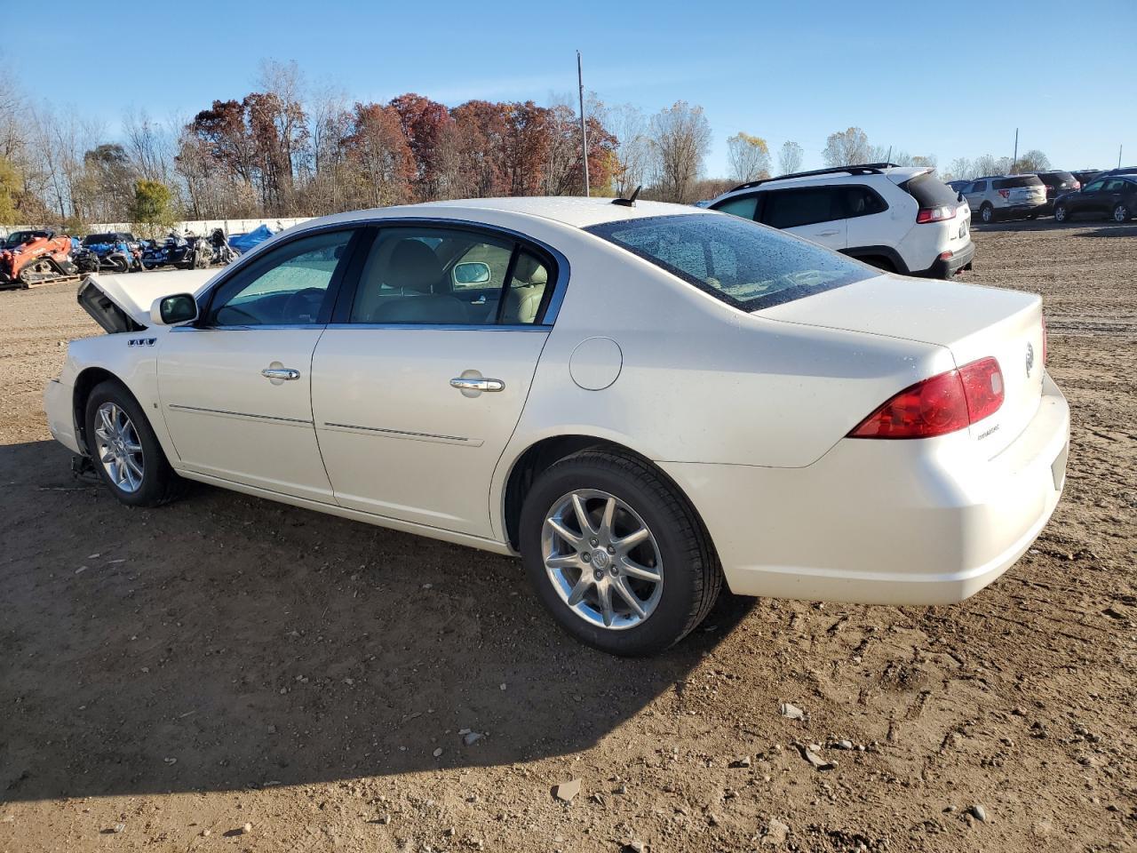 2008 Buick Lucerne Cxl - Image 2