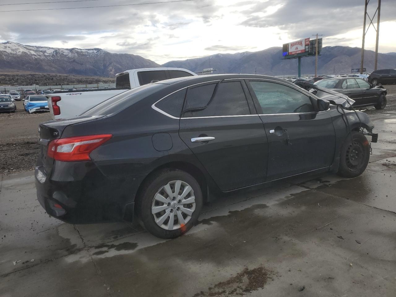 2016 Nissan Sentra S - Image 3