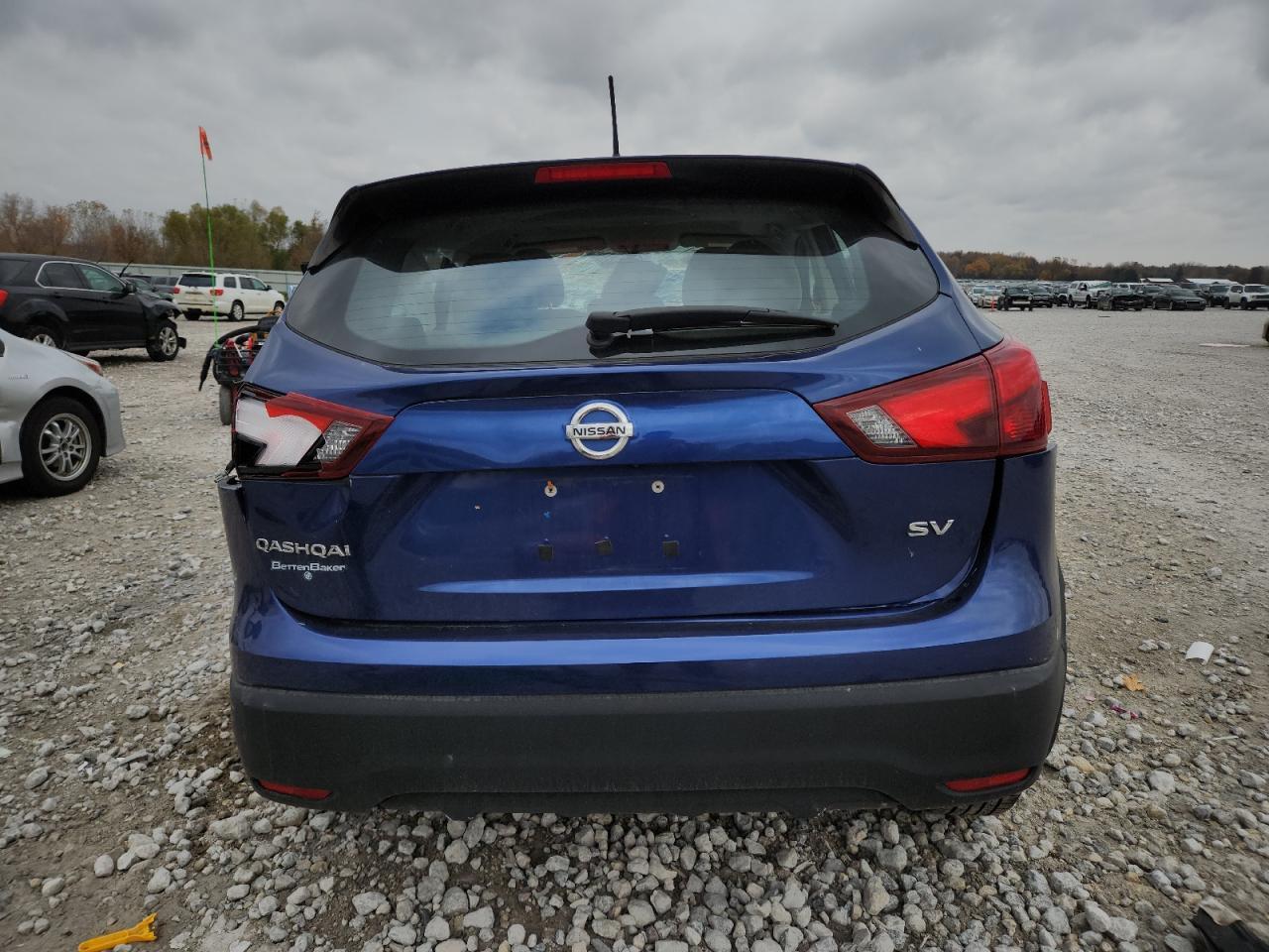 2017 Nissan Rogue Sport S - Фото 6