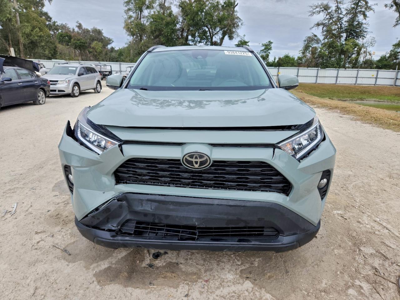 2021 Toyota Rav4 Xle Premium - Image 5