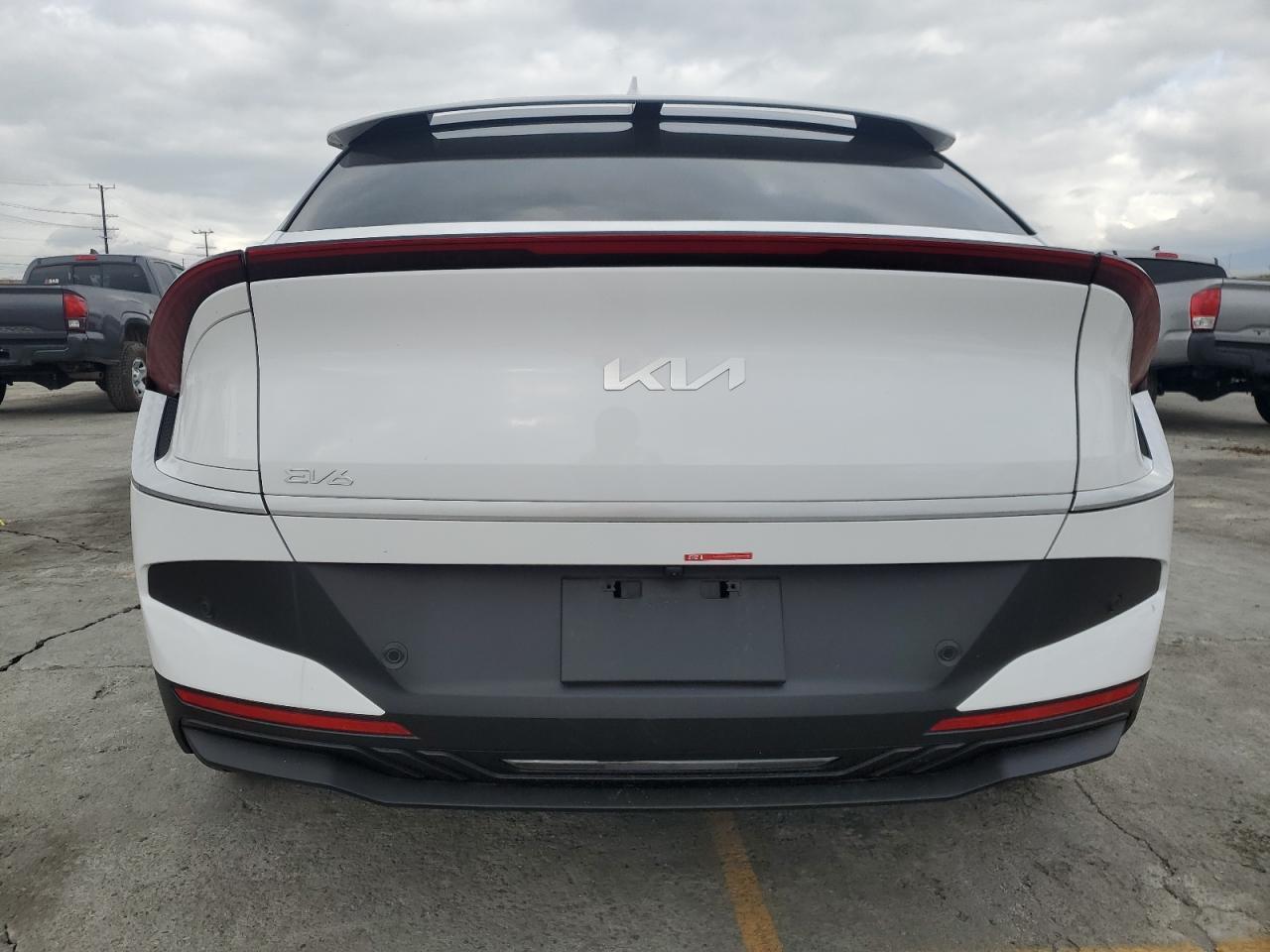 2025 Kia Ev6 Light - Фото 6