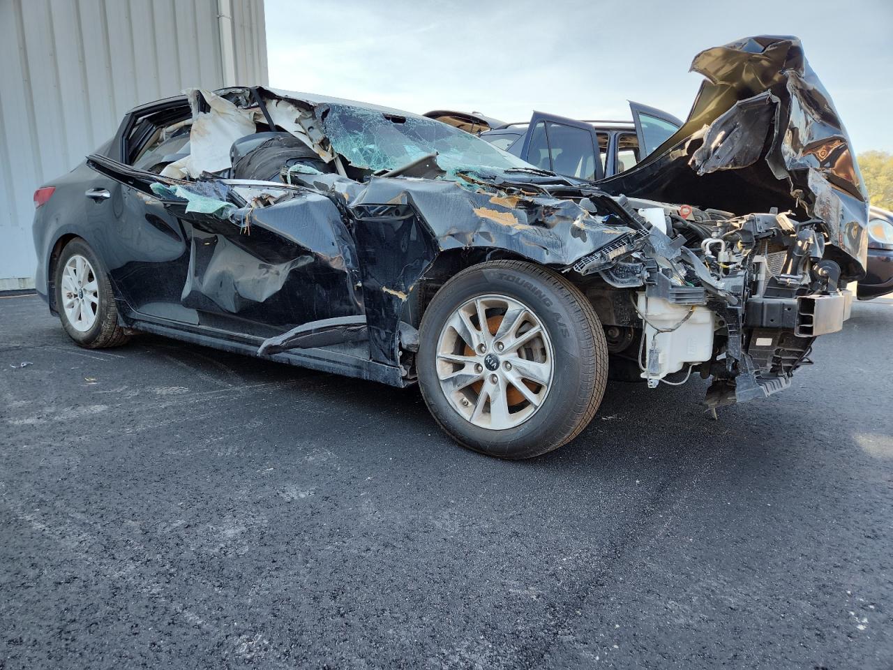 2017 Kia Optima Lx - Фото 4