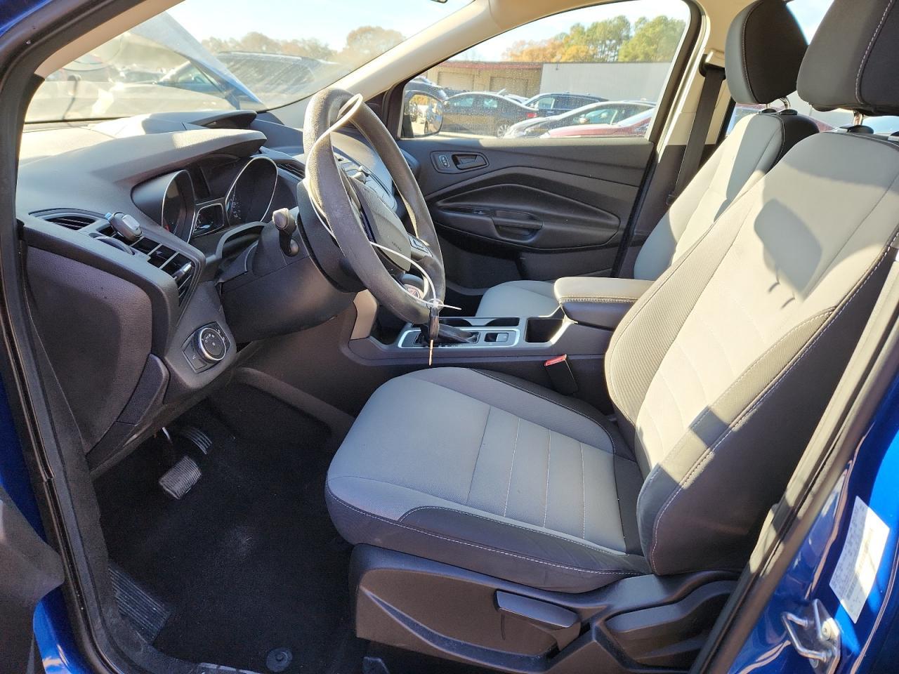 2017 Ford Escape S - Фото 7