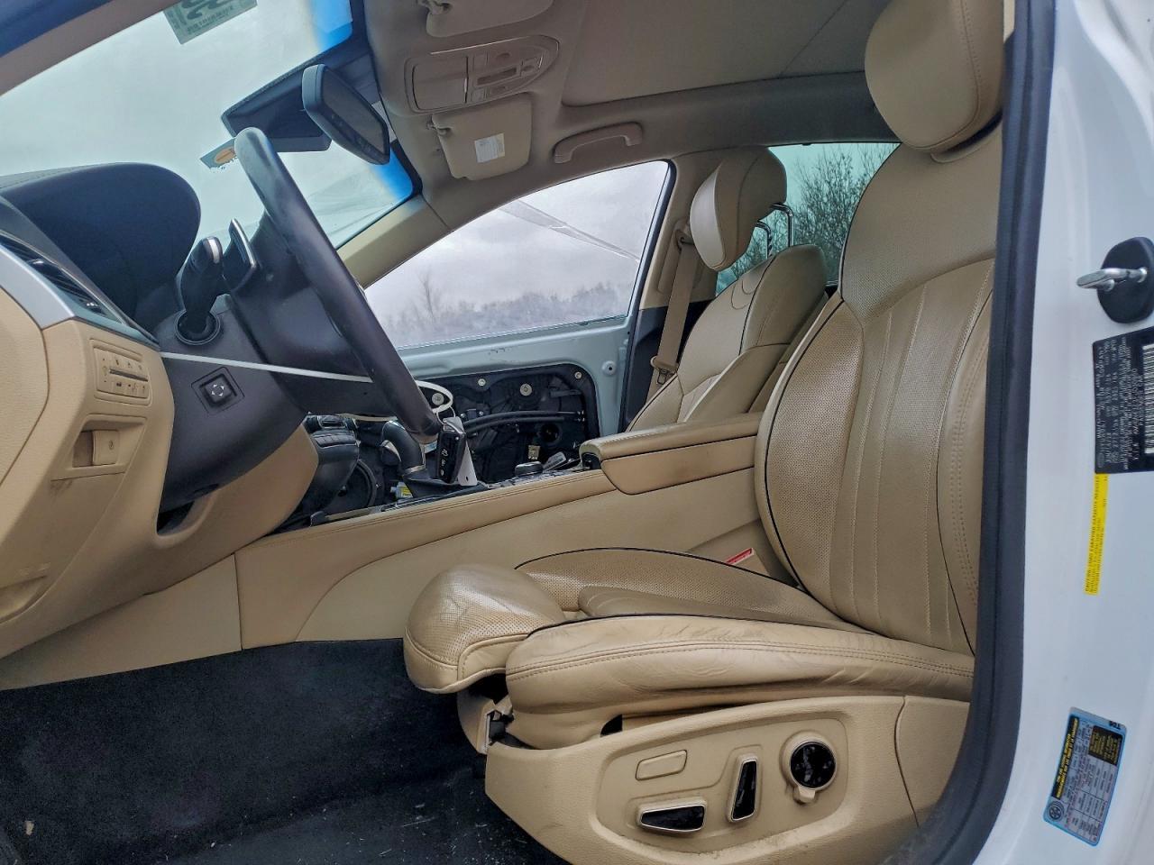 2015 Hyundai Genesis 3.8L - Фото 7